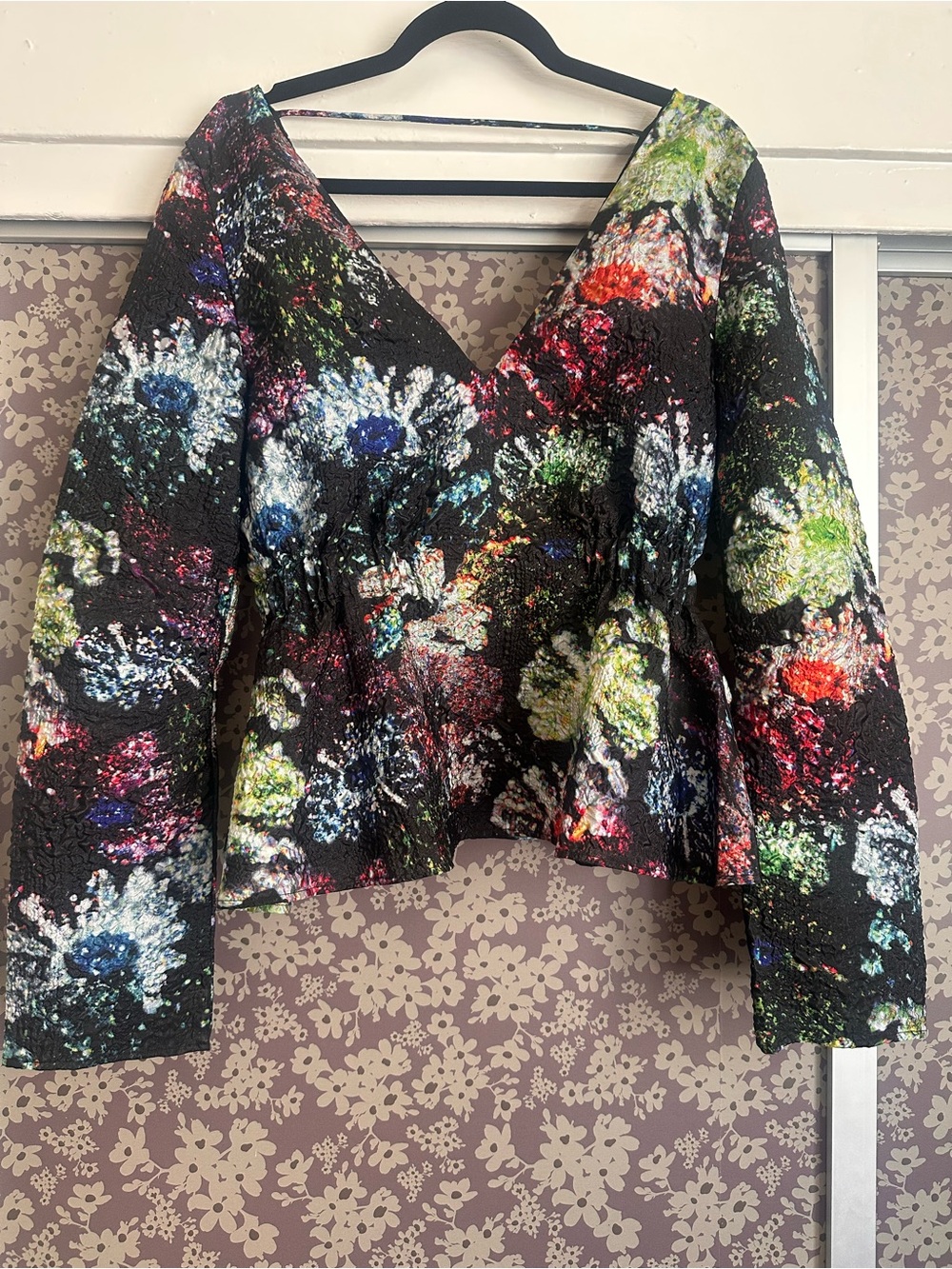 Stine Goya floral V-Neck Peplum Long-Sleeve Top - Black Multi